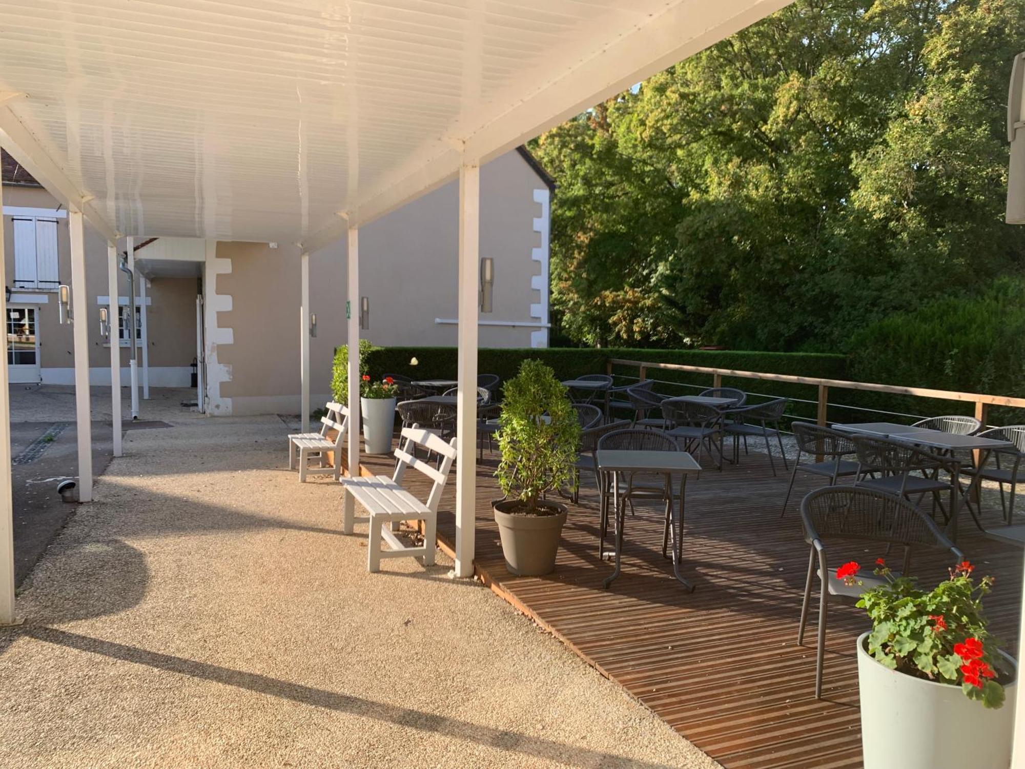 Logis Hotel Restaurant Le Moulin De La Coudre Venoy Exterior foto