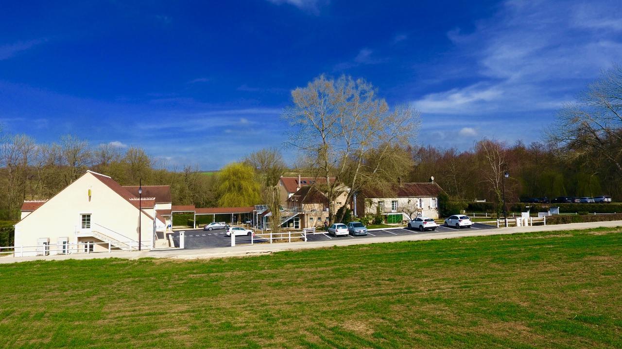 Logis Hotel Restaurant Le Moulin De La Coudre Venoy Exterior foto